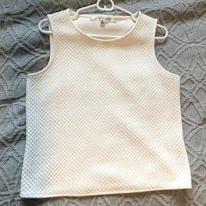 White knit tank top size medium